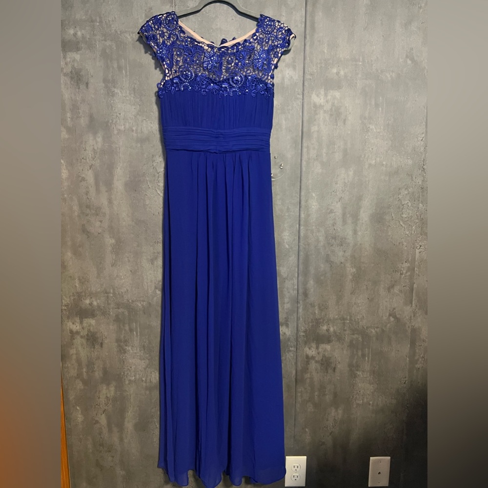 Woman’s Long Royal Blue Dress Gown - Picture 2 of 2
